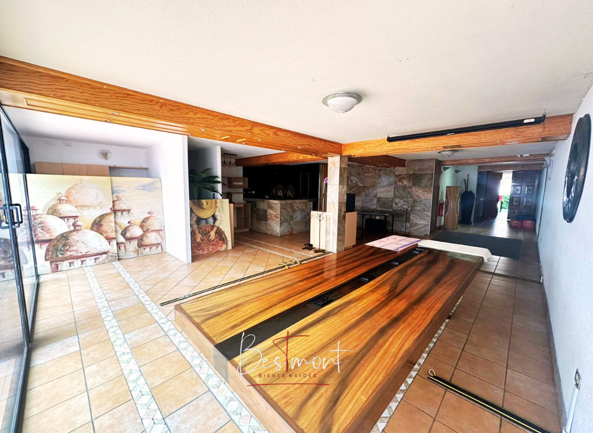 5 de 21: Salón trasero PB