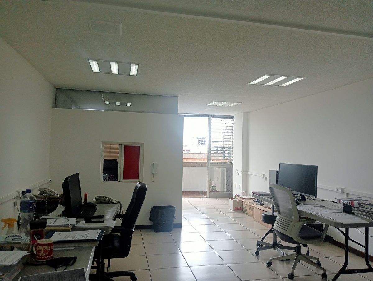 1 of 8: Interior