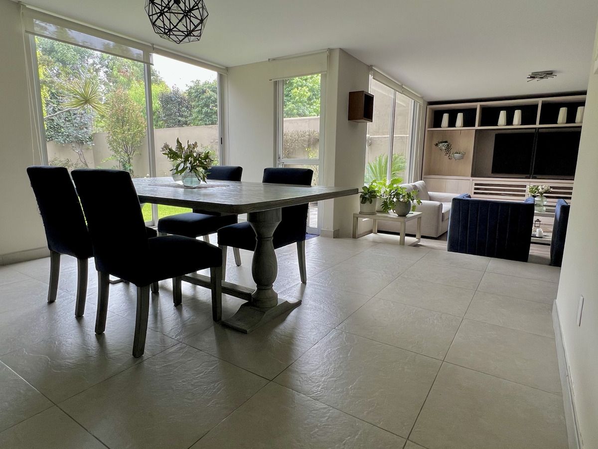 6 de 28: Comedor y Sala