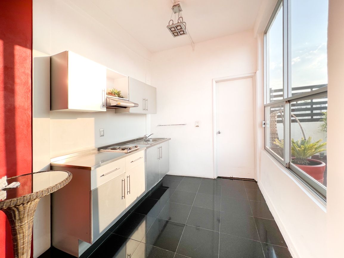 5 de 17: Cocina del Roof Garden
