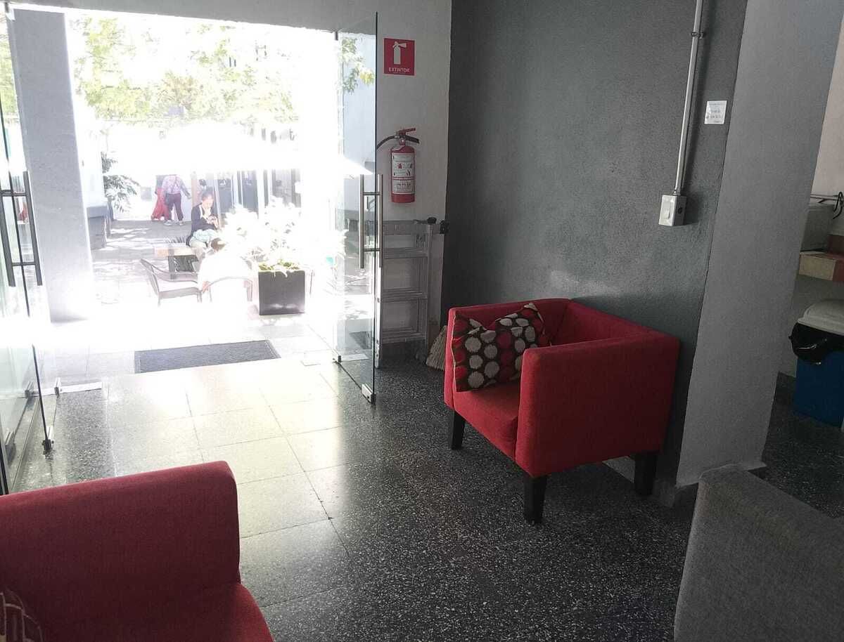 4 de 17