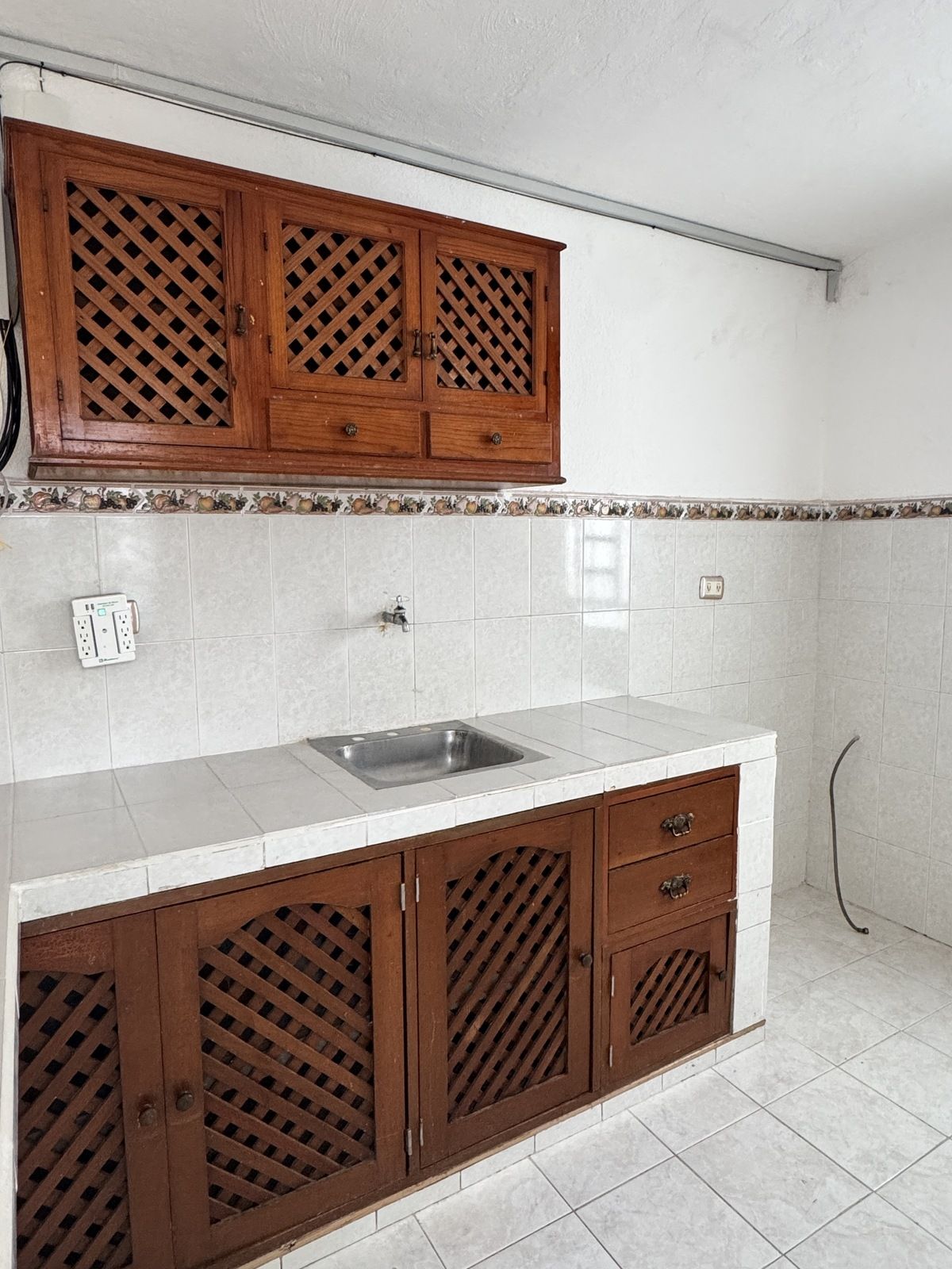 6 of 23: Cocina