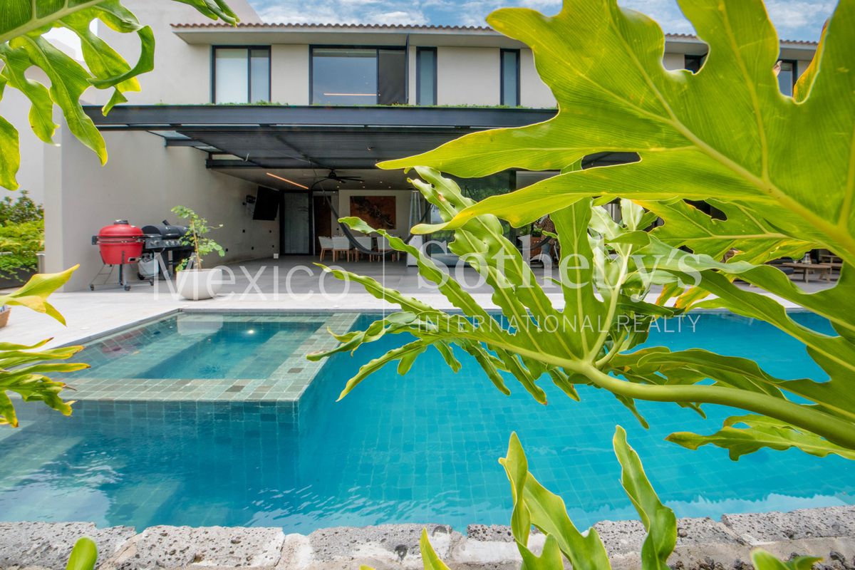 Casa en Venta en Cuernavaca, Paseo de las Flores Paraiso Country Club - foto 2