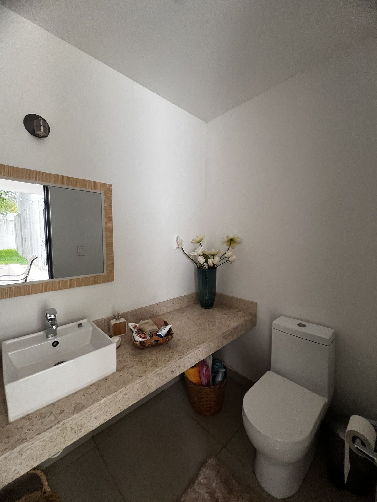 7 of 39: medio baño para la alberca