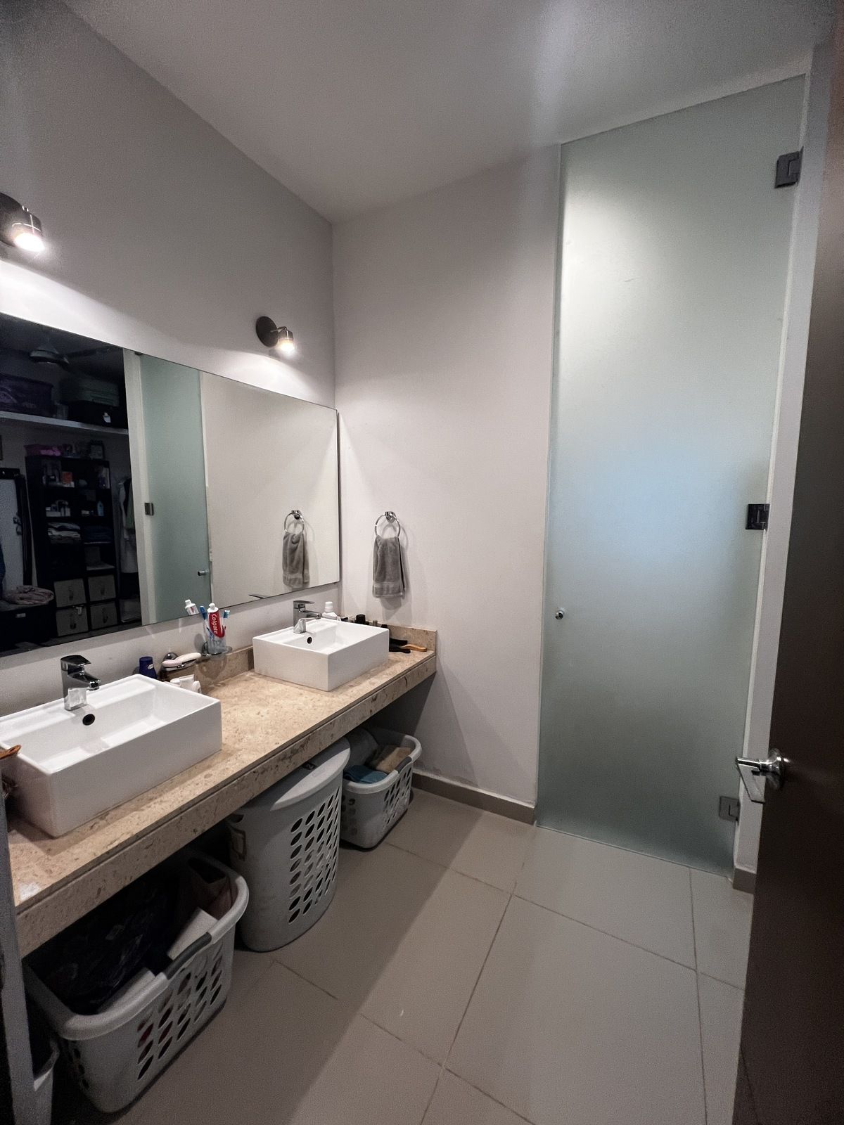 13 of 39: baño recámara principal