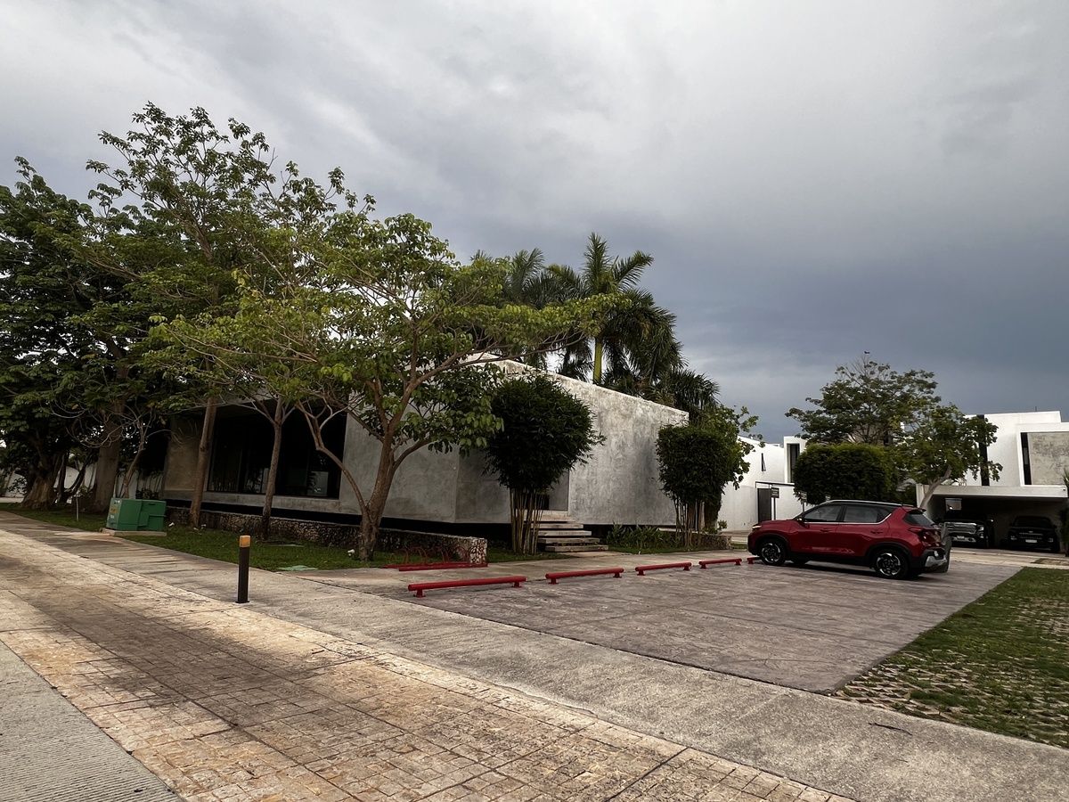 17 of 39: estacionamiento de visitas