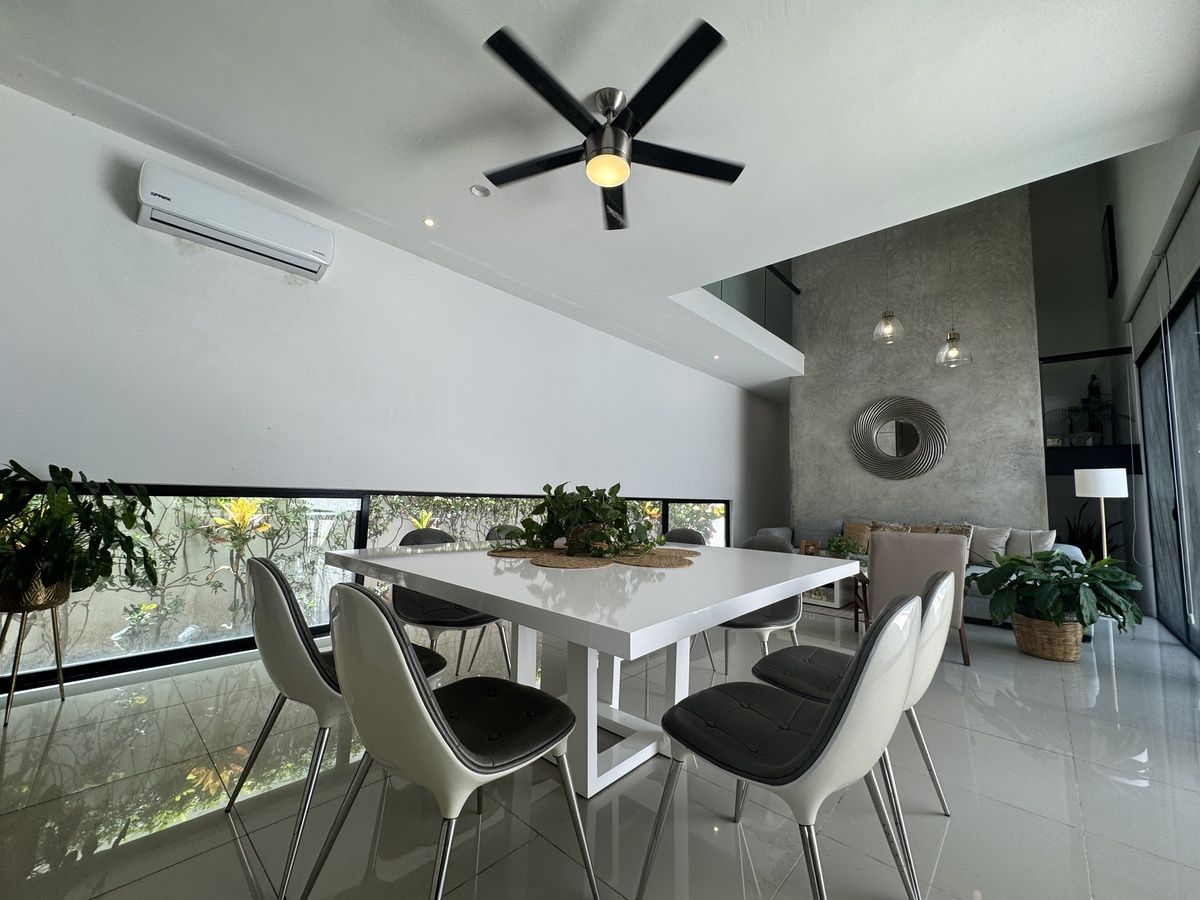 3 of 39: comedor