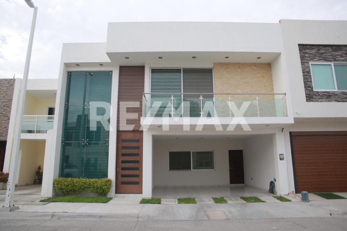 Casa exclusiva en los mejores fraccionamientos privados de Durango Fracc El Lago