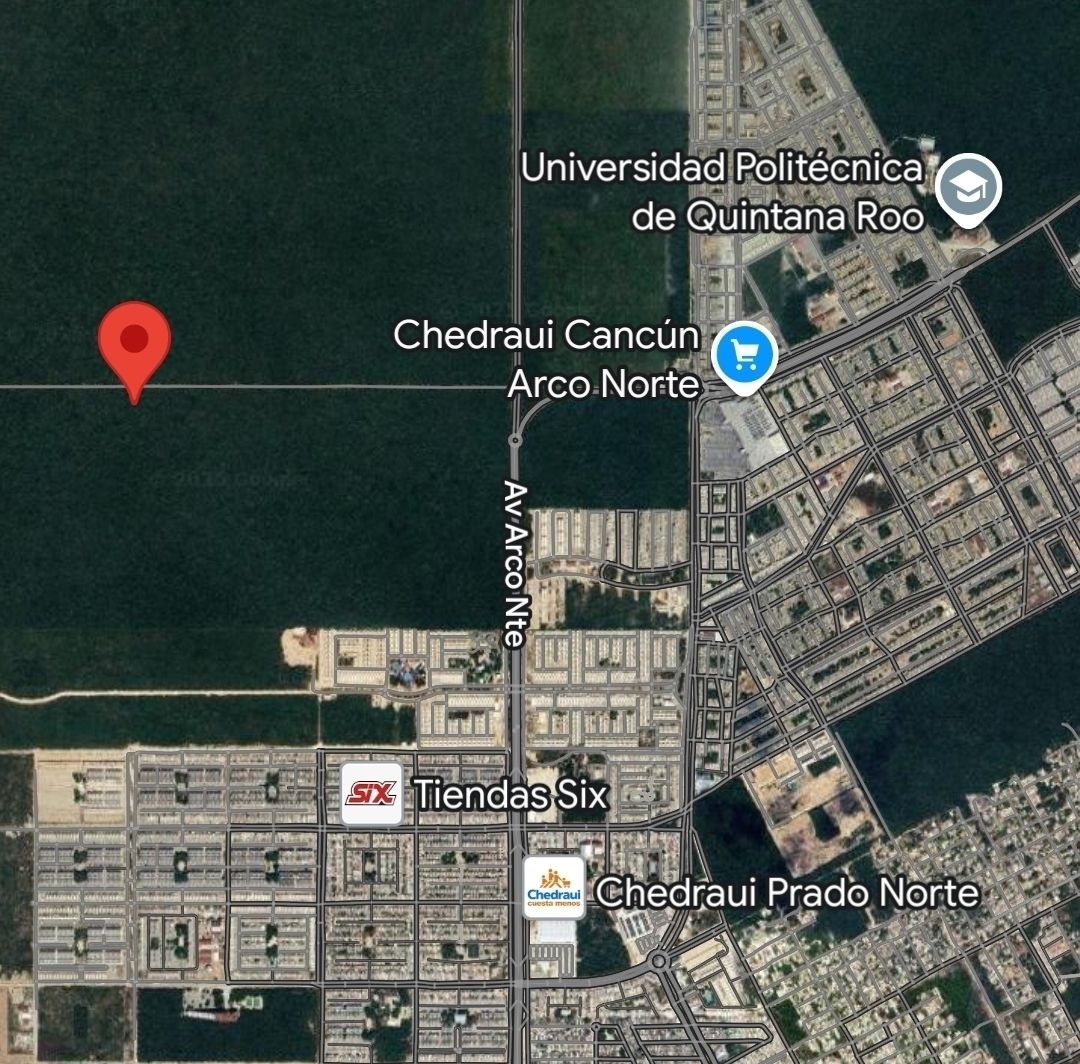 TERRENO A UN COSTADO AV ARCO NORTE CANCUN - foto 1