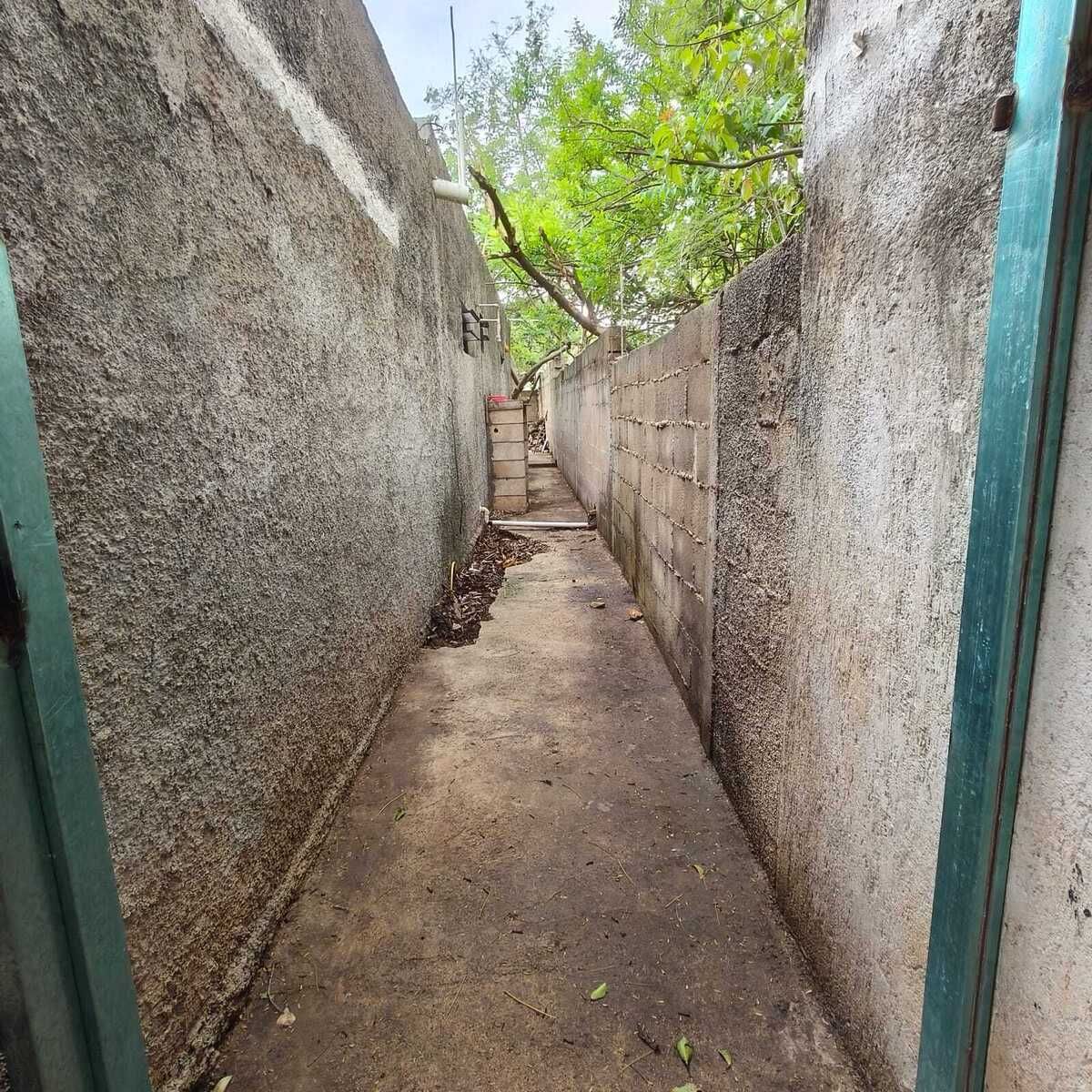 23 de 27