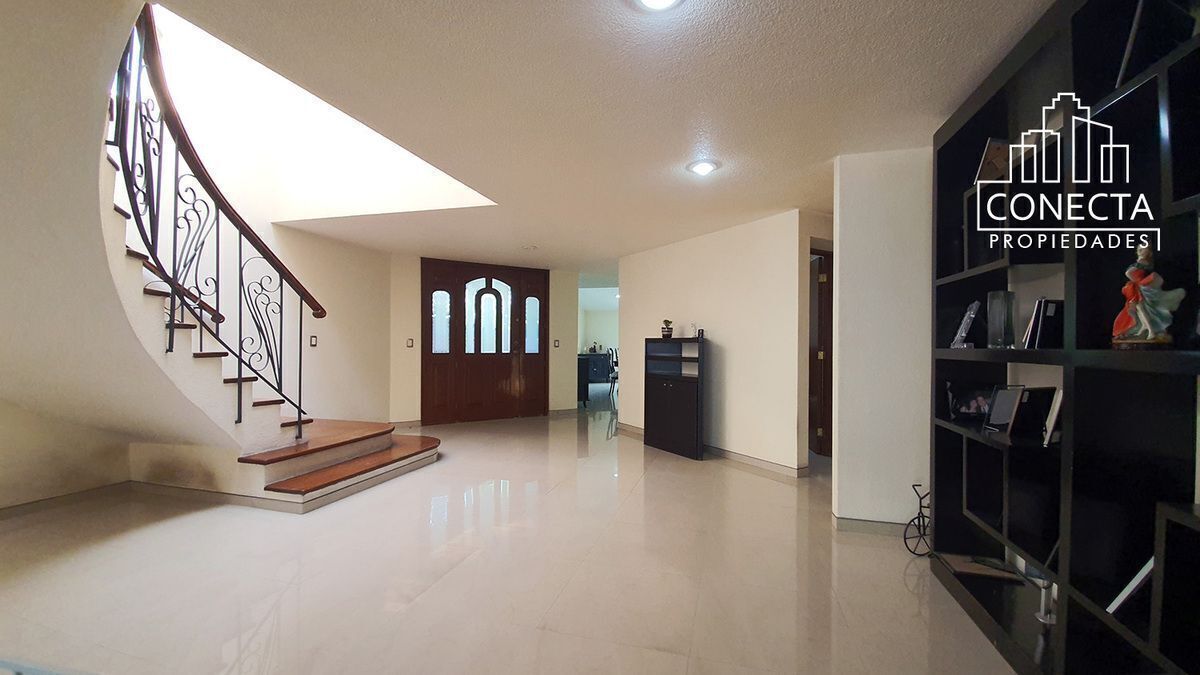 5 de 22: Recepción o hall