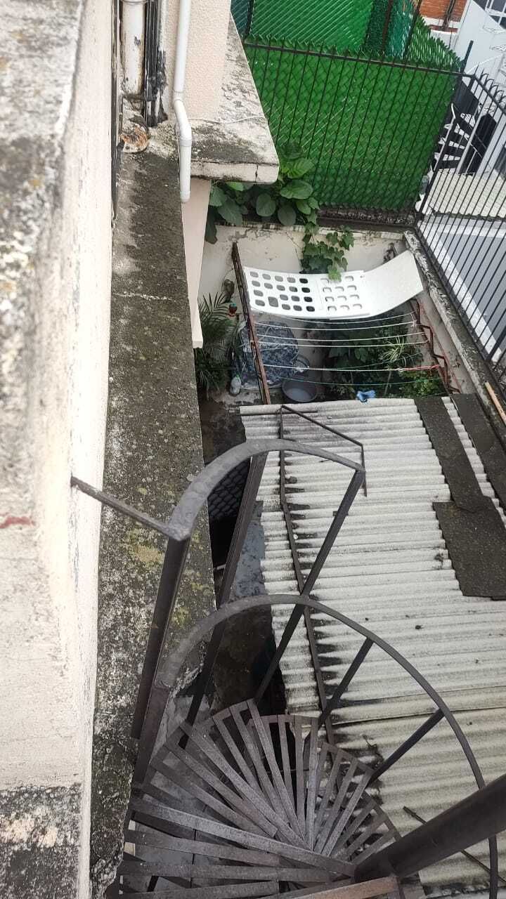 4 de 27