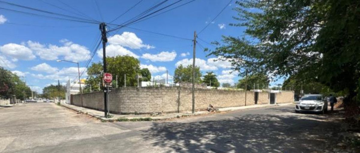 RESIDÊNCIA TÉRREA! EXCELENTE LOCALIZAÇÃO A PASSOS DA PROLONGACIÓN MONTEJO!, foto 1 de 19