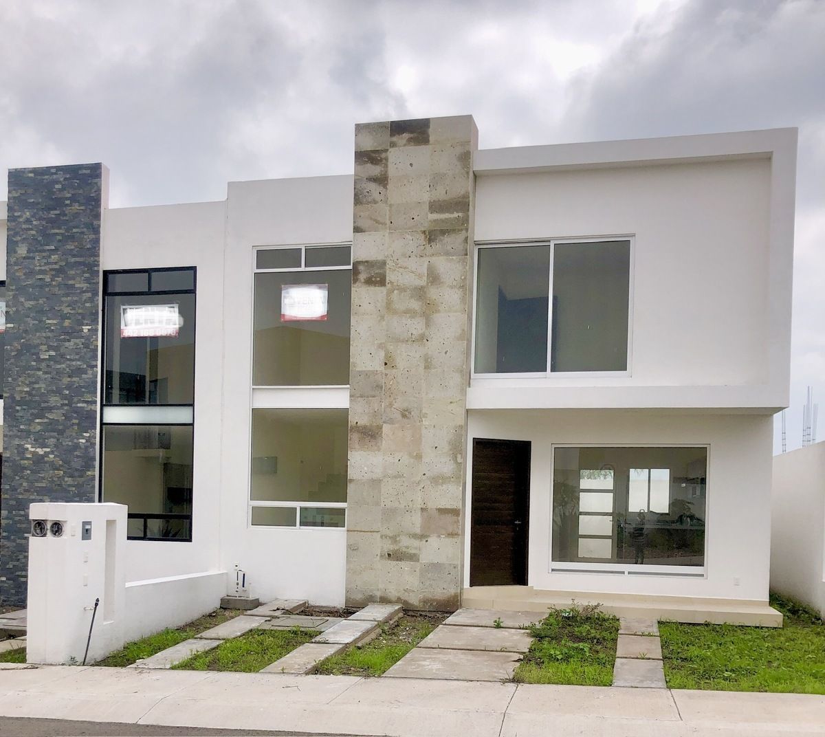 18 de 18: Fachada