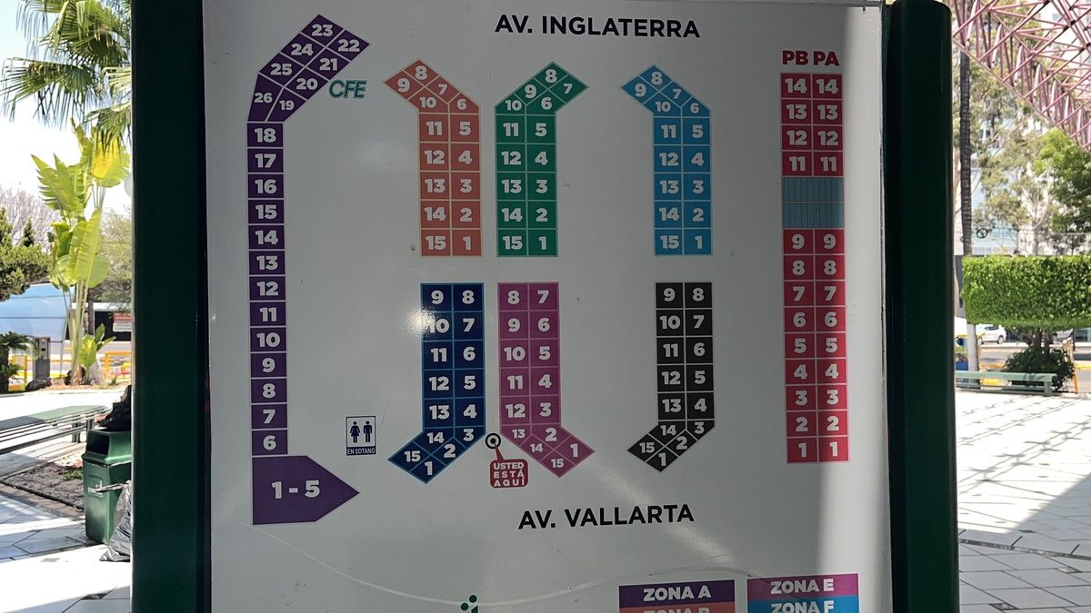 3 de 13: Disponible 6 y 11