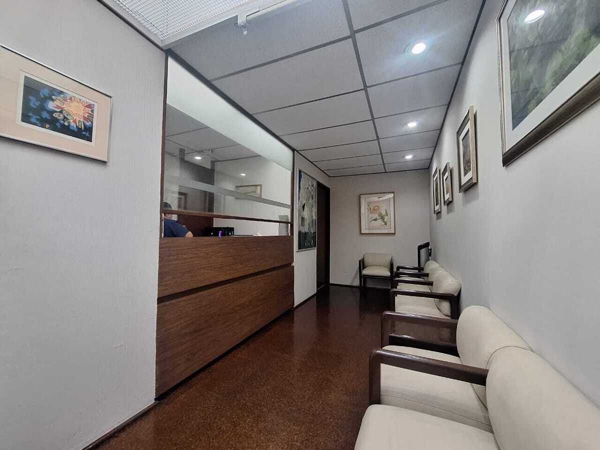 Venta de Consultorio en Paseo de las Palmas Lomas de Chapultepec