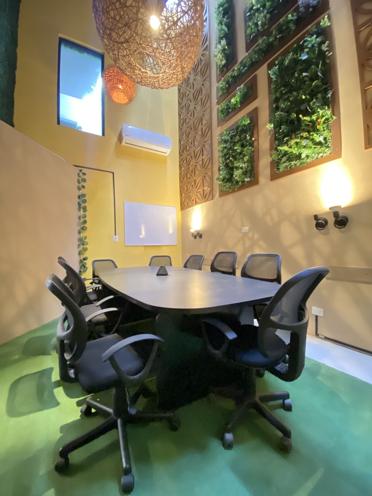 9 de 11: Sala de juntas