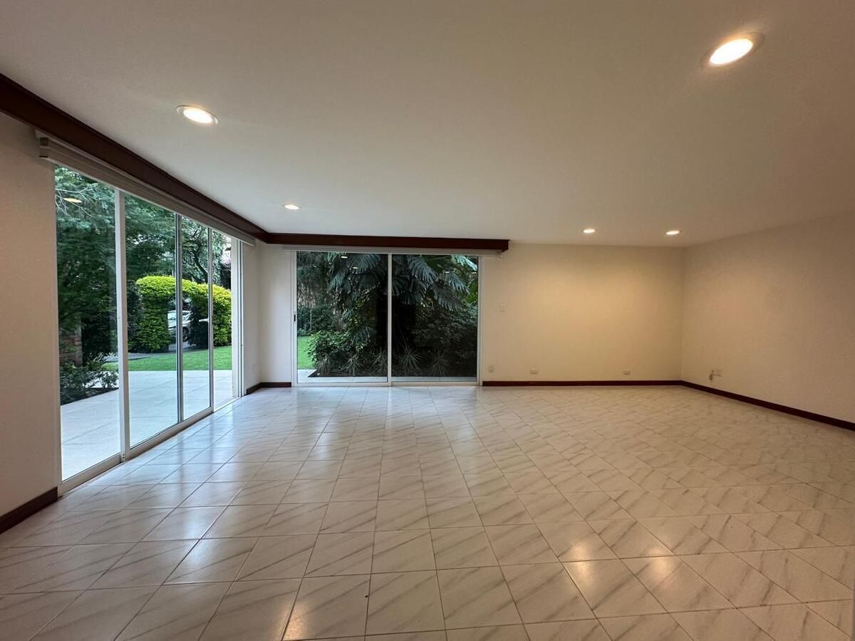 21 de 36: Casa con uso de suelo en Venta en Pedregal Rayo Vende ®