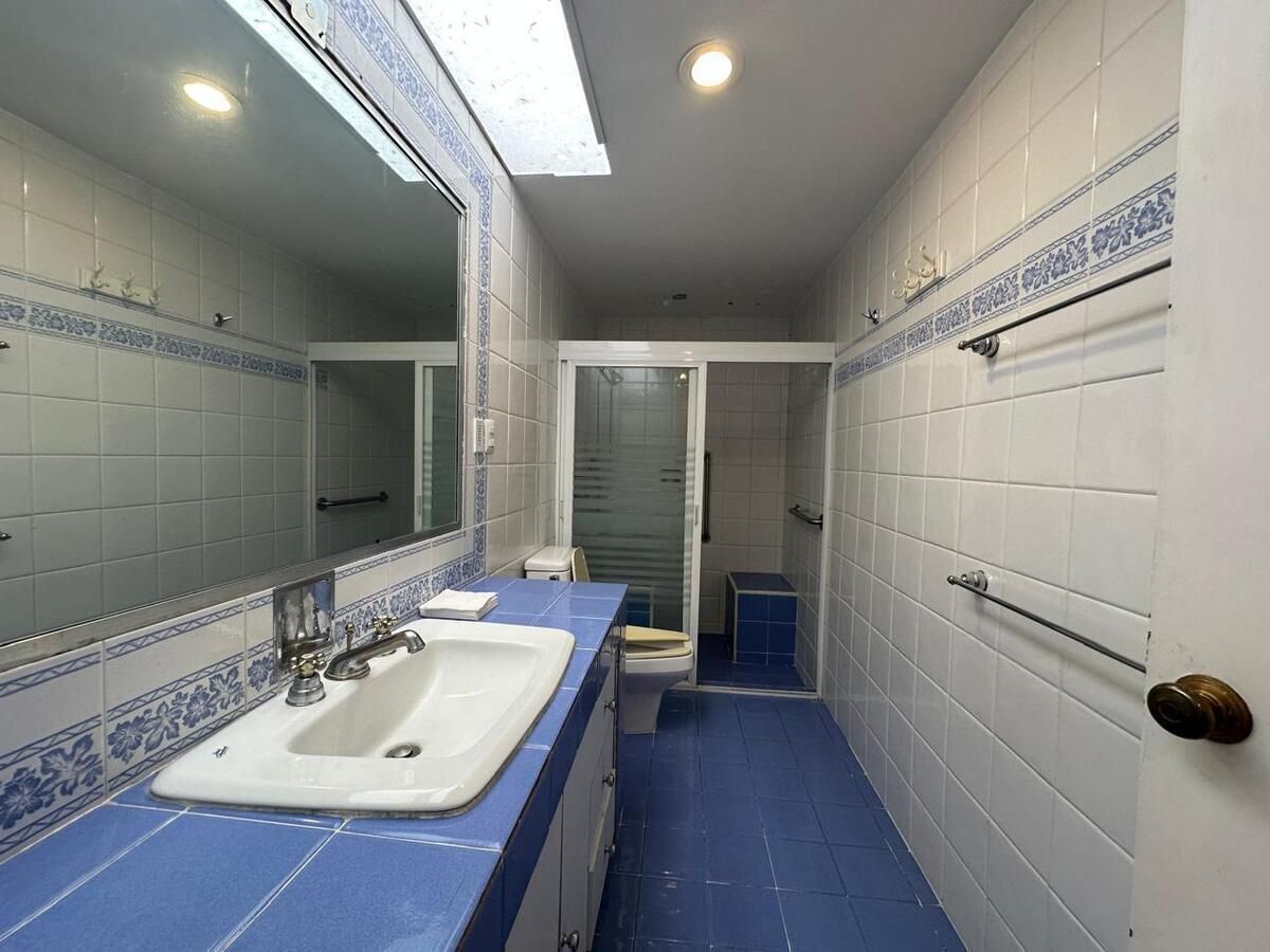 30 de 36: Casa con uso de suelo en Venta en Pedregal Rayo Vende ®