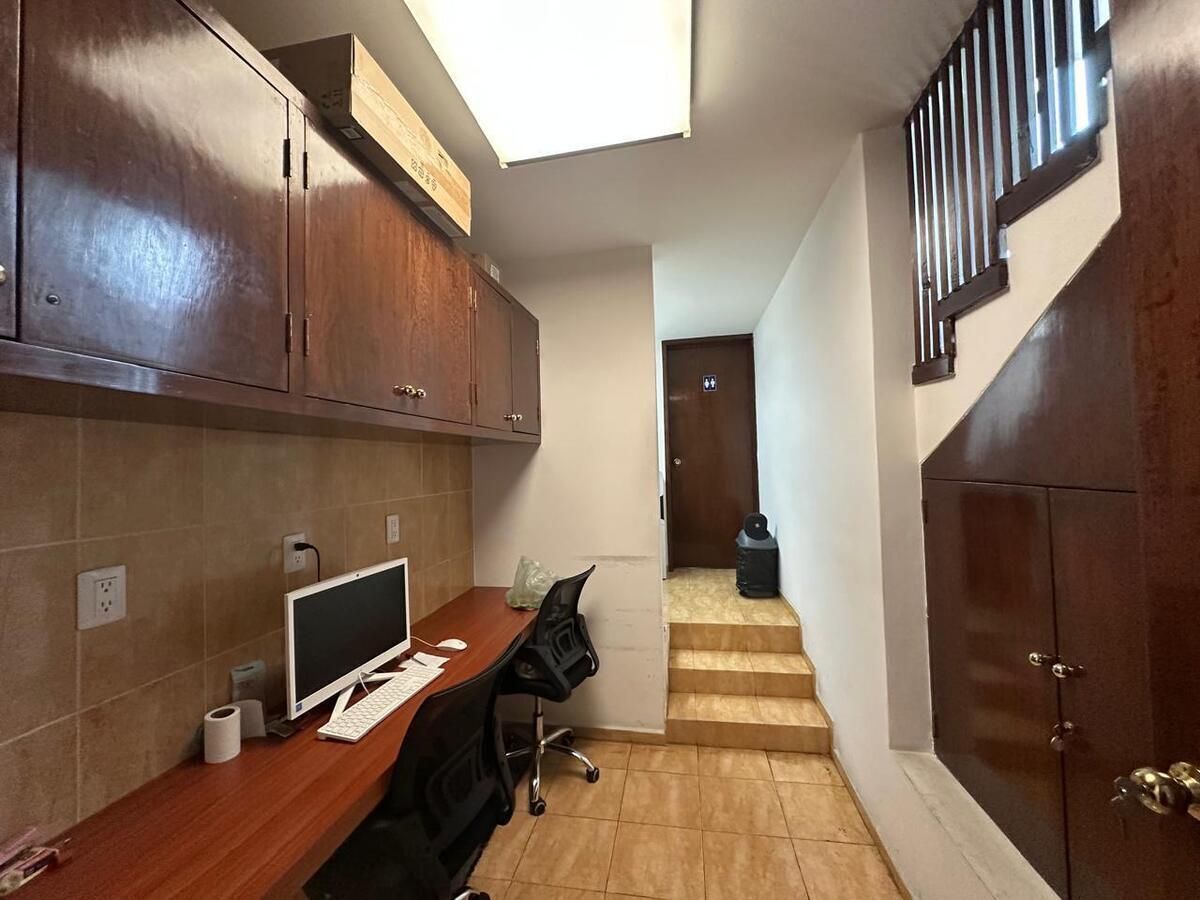 10 de 36: Casa con uso de suelo en Venta en Pedregal Rayo Vende ®