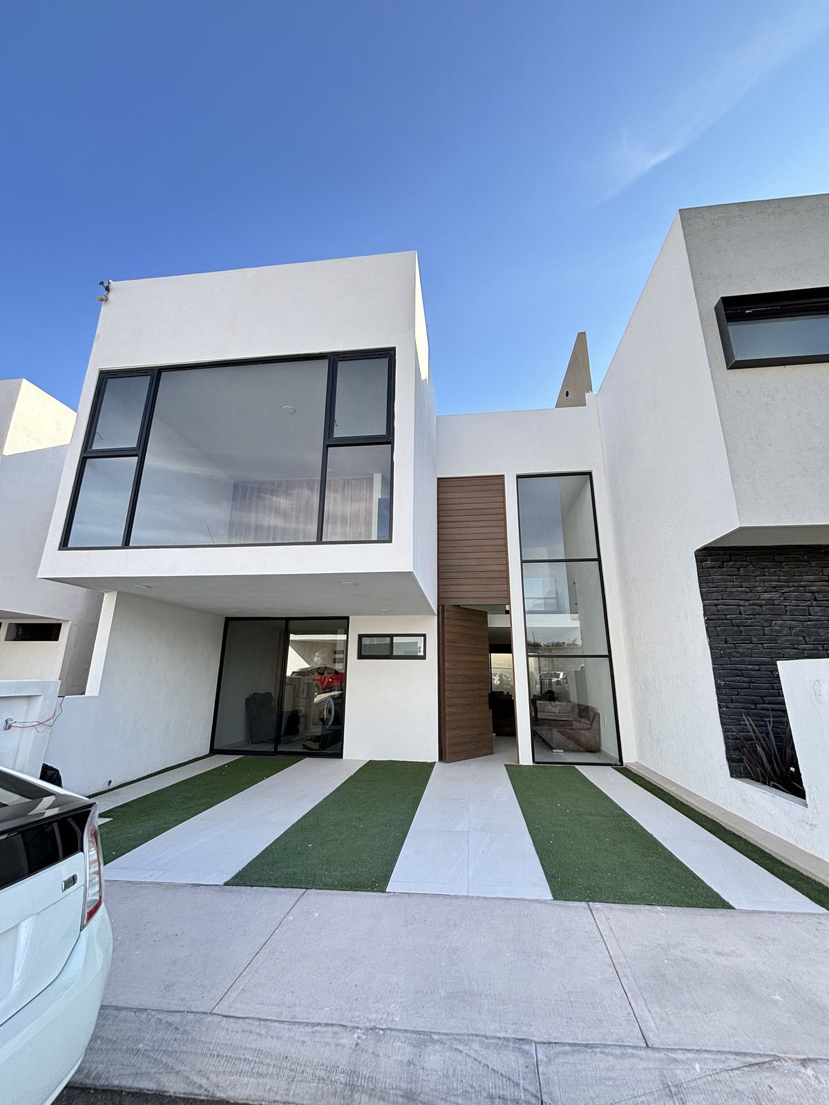 1 de 14: Fachada