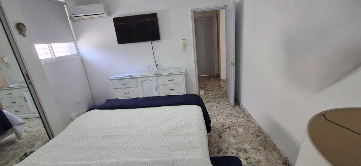 3 of 7: Habitación principal
