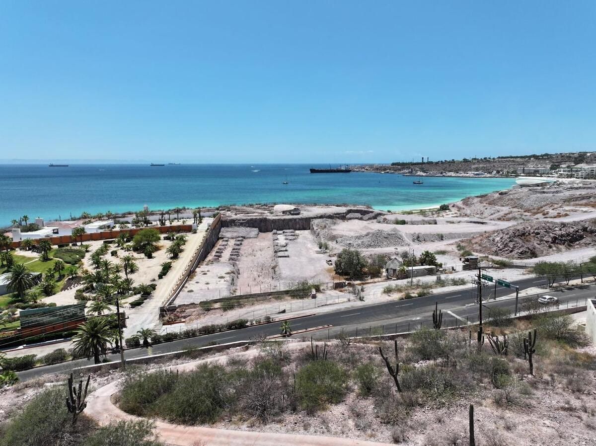 Terreno en Venta en Loma Alta la Paz