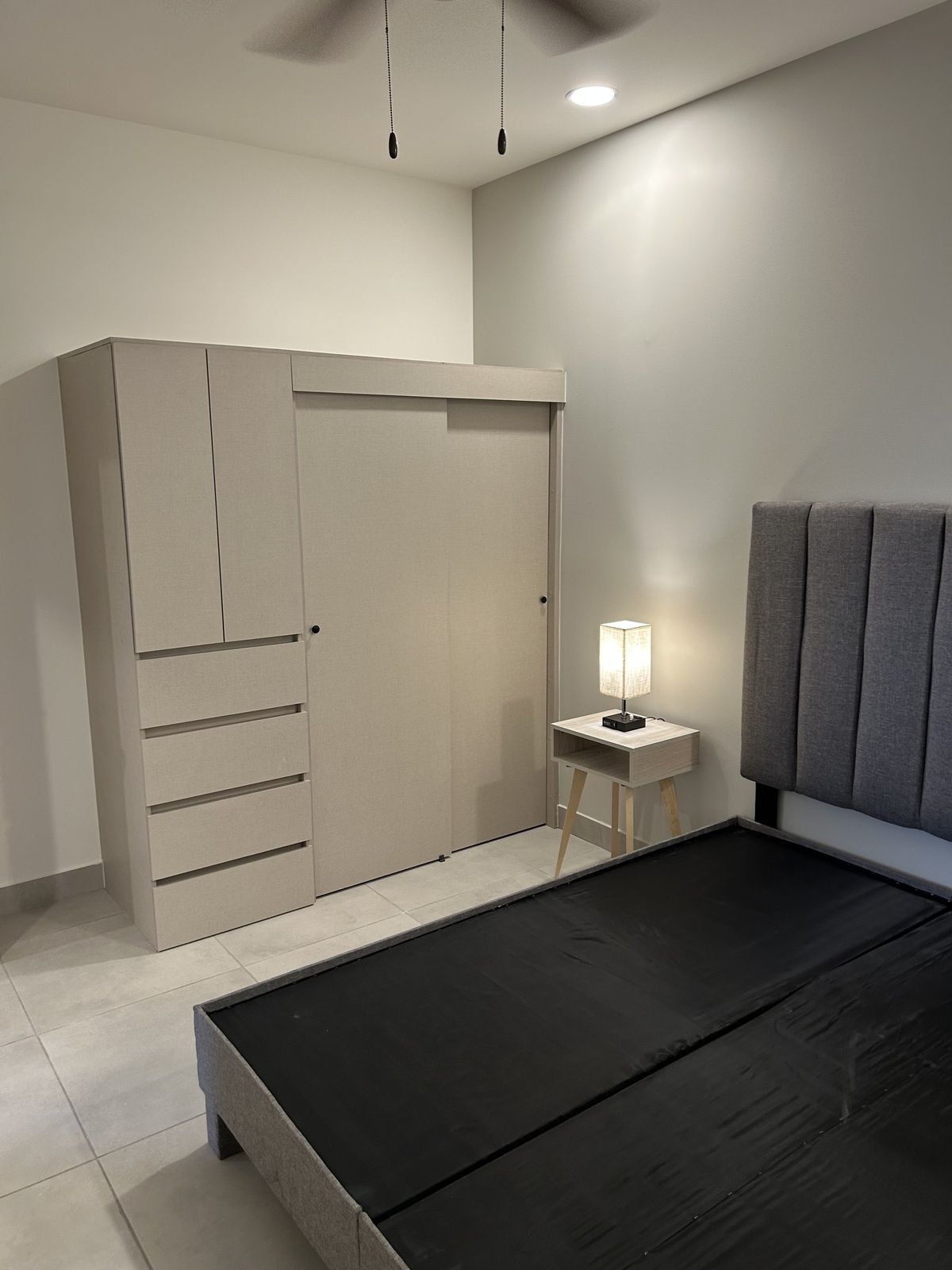 8 de 27: Closet rec principal