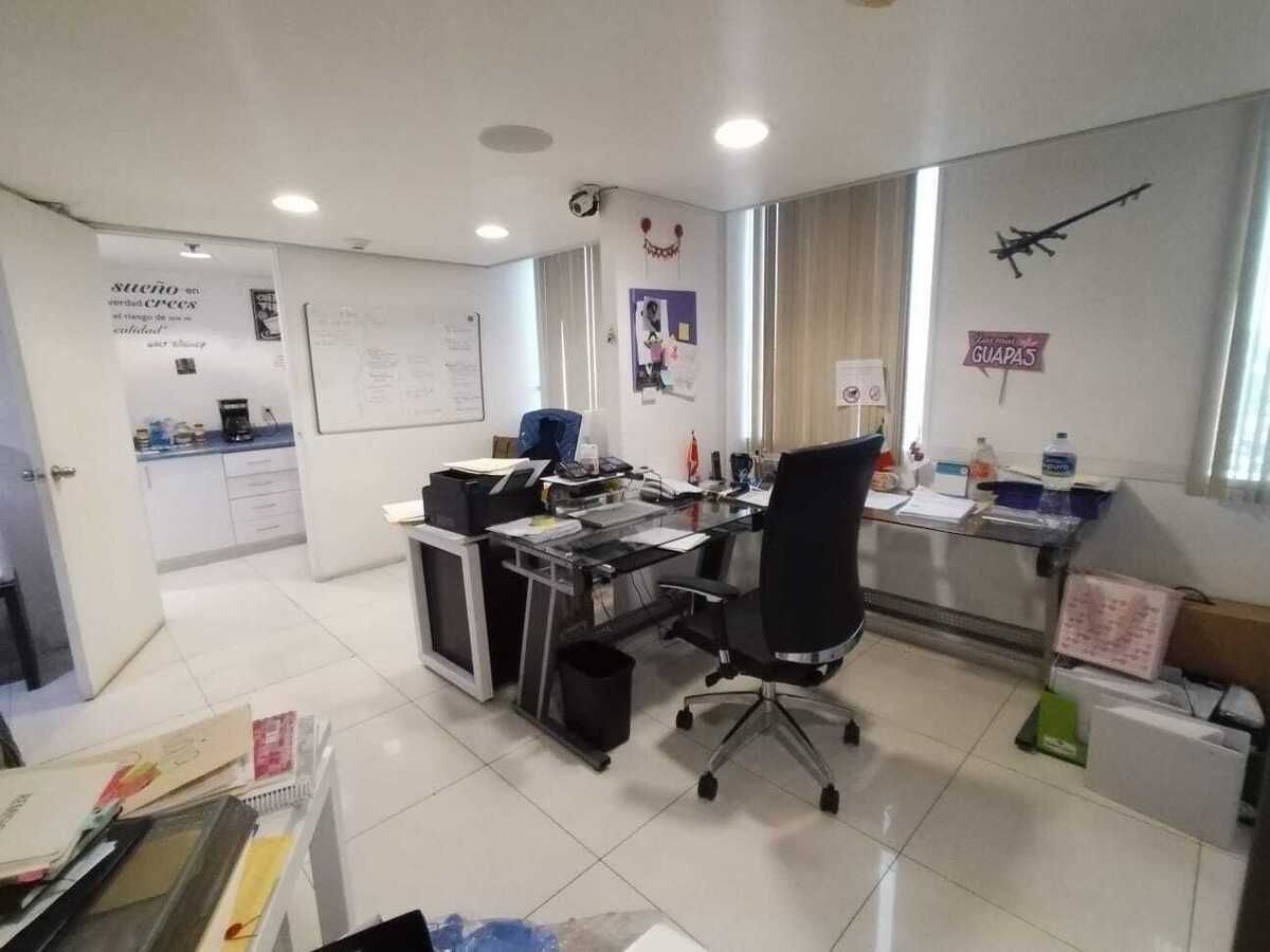 13 de 18