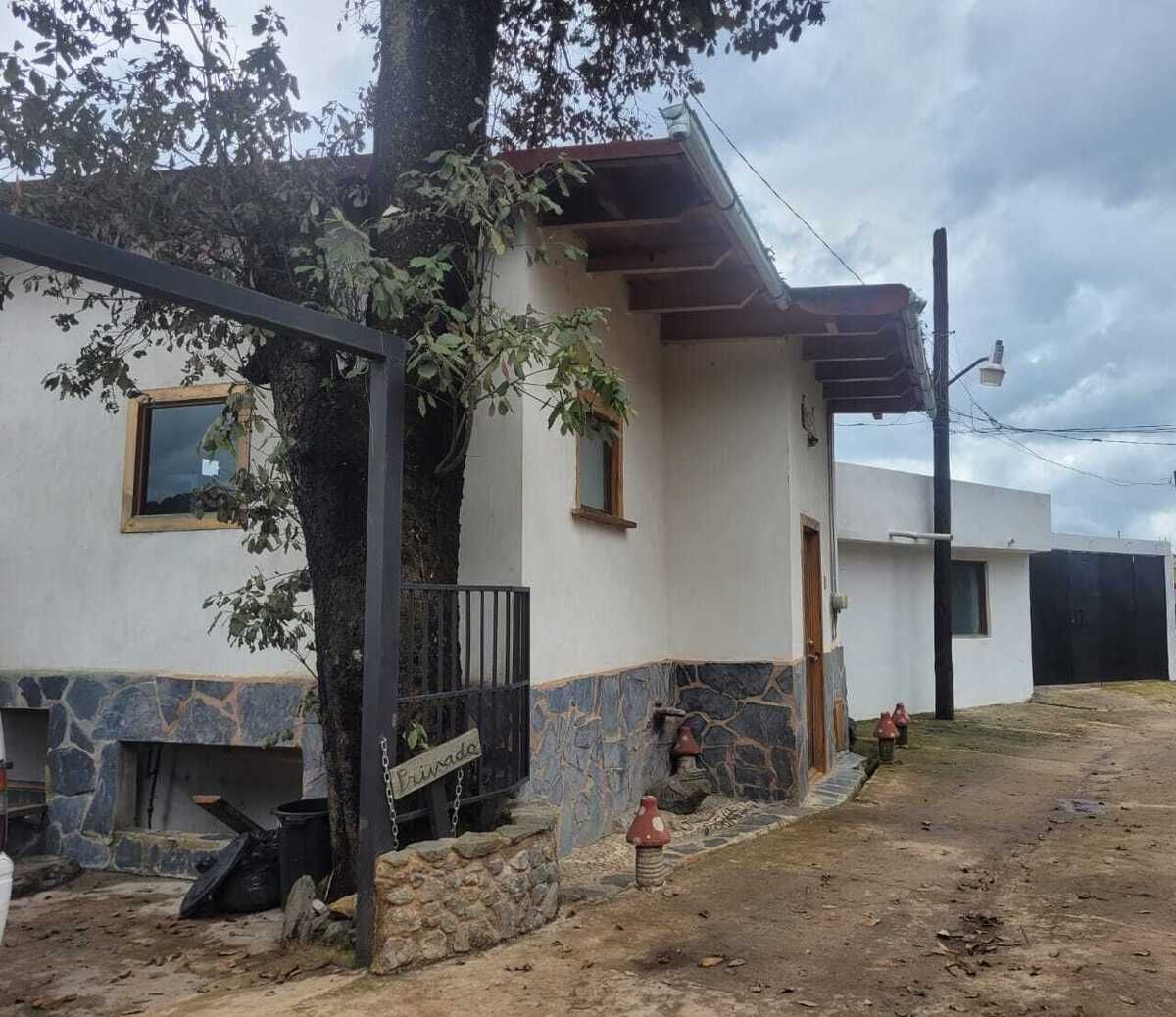 1 of 9: casa