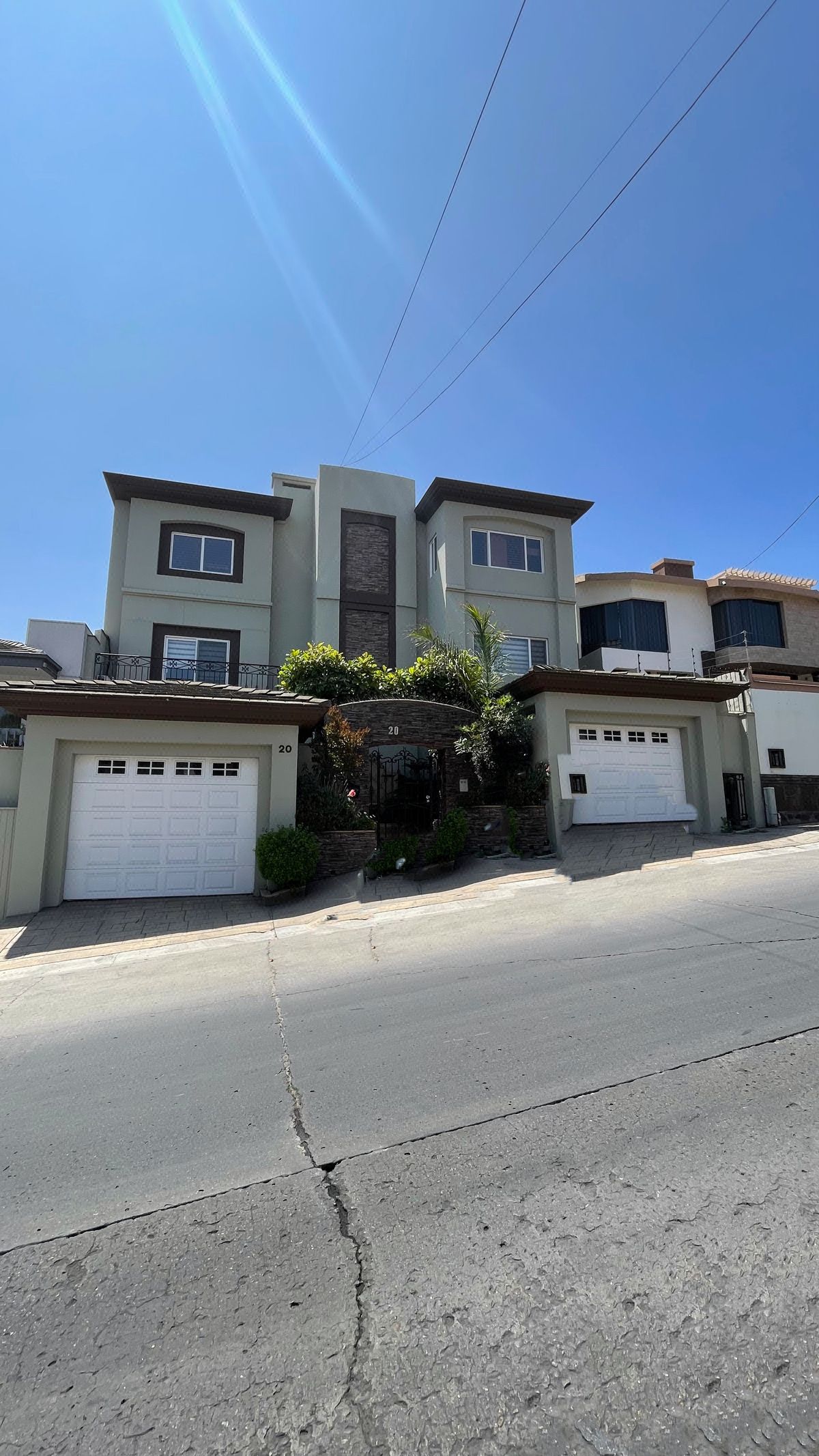 Casa en Venta – Fracc. Chapultepec 8va Sección, Zona Dorada, Tijuana