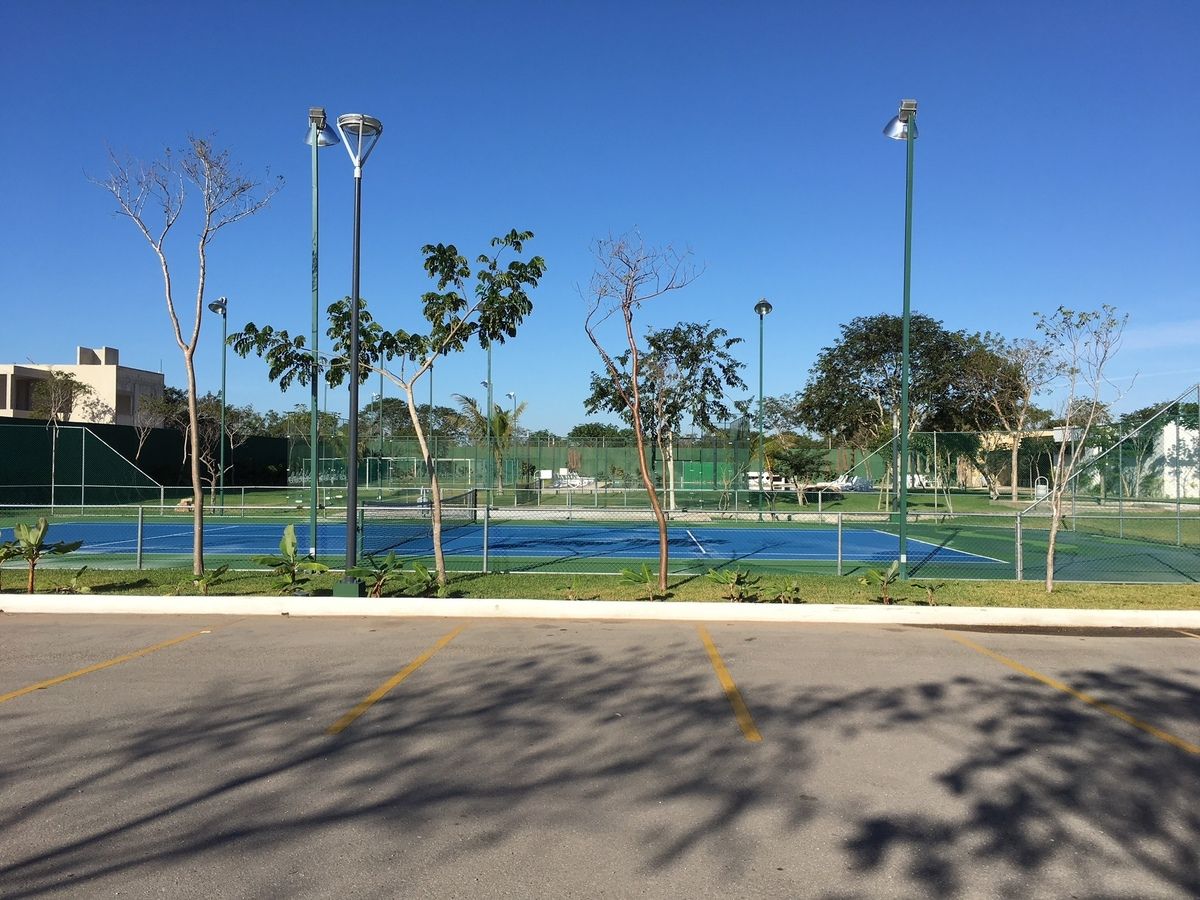 9 de 13: Cancha Deportiva