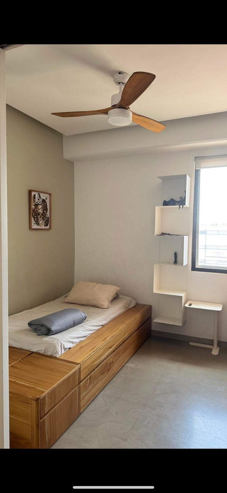 15 of 29: Recamara o estudio