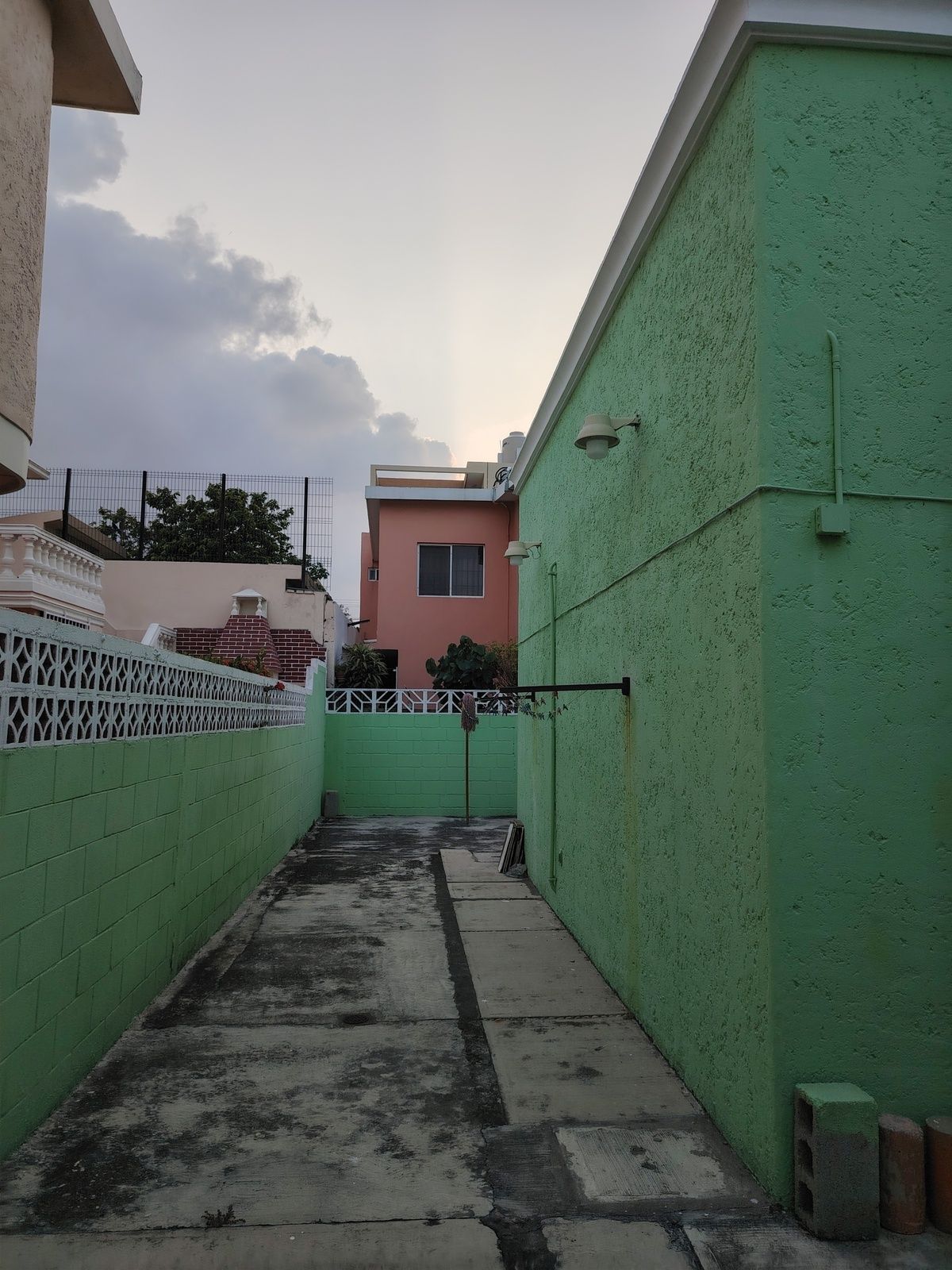 28 de 37