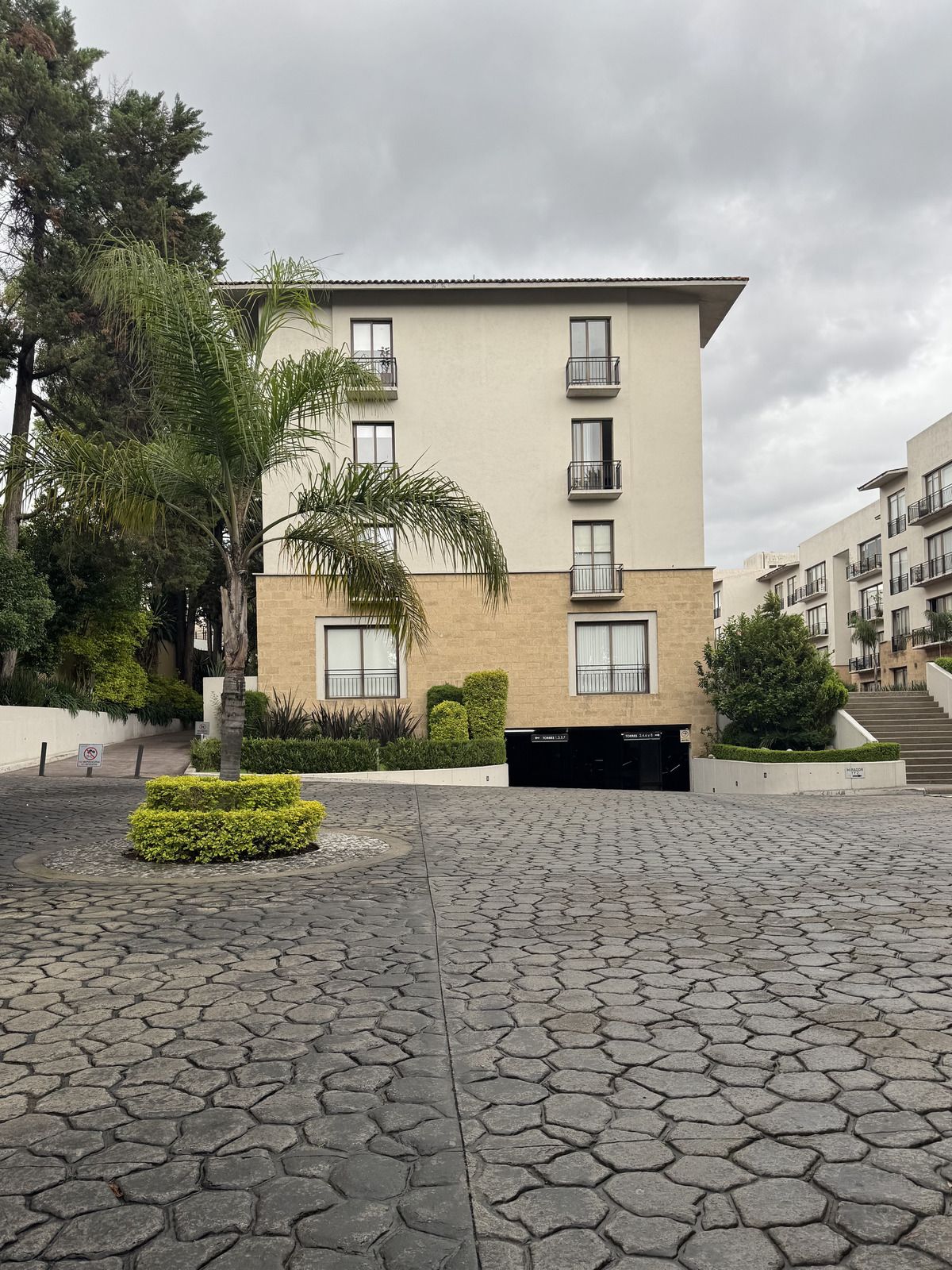 1 de 34: Fachada Desarrollo