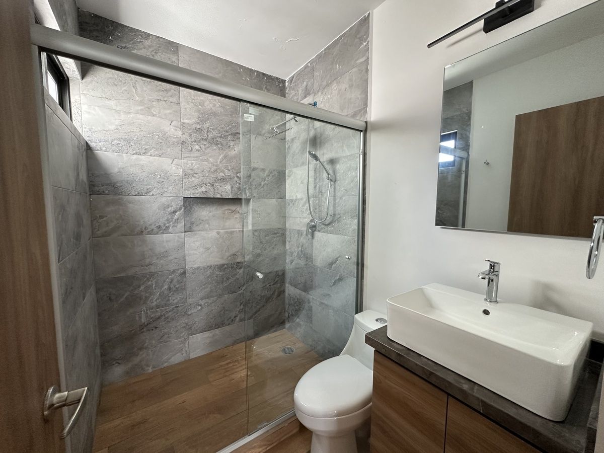 15 de 21: BAÑO COMPLETO