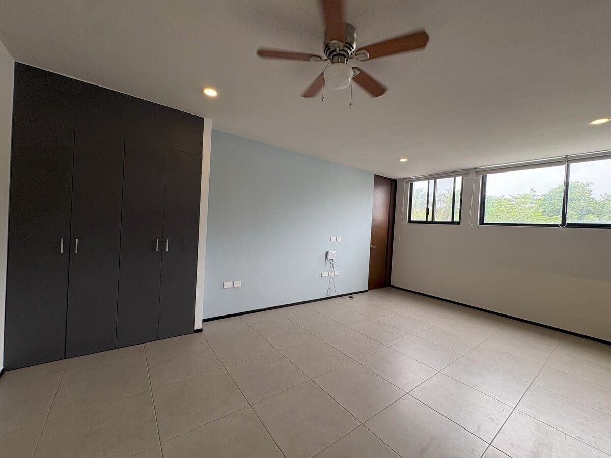 2 de 33: Sala comedor
