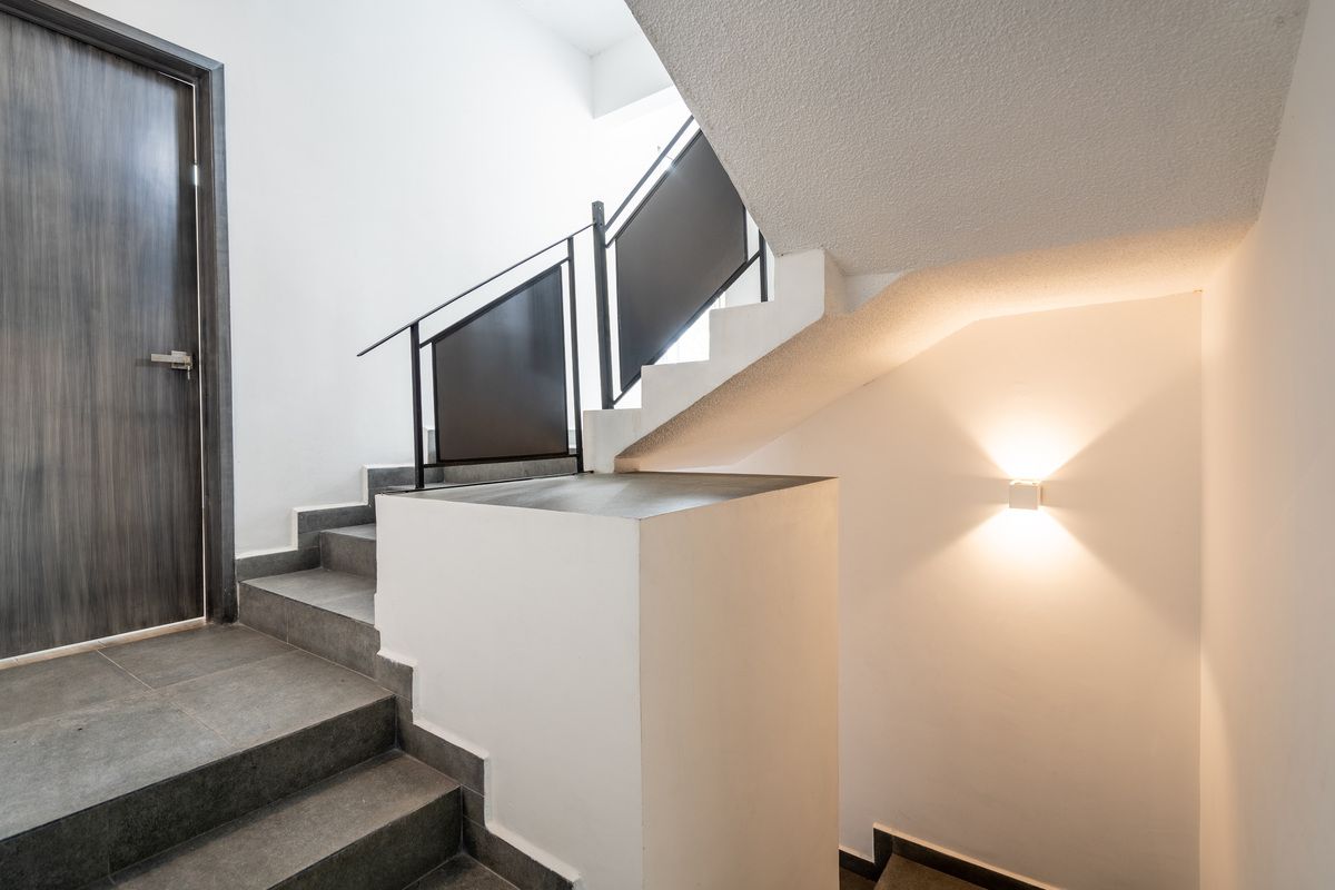 5 of 21: Escaleras 2