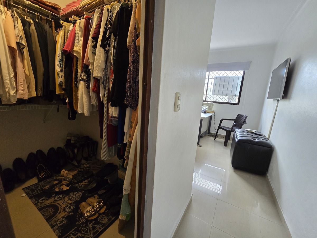 50 de 50: Segundo nivel tienen apartamento 3 habitaciones