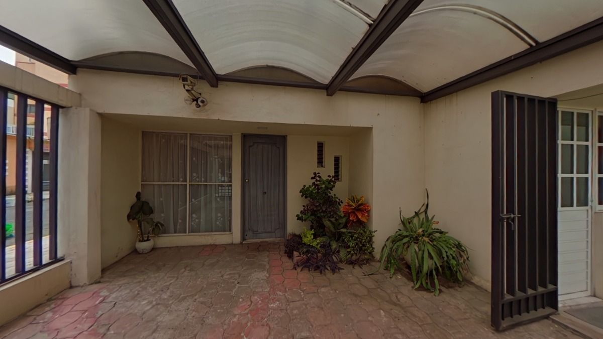 Casa con departamento en Santa Cecilia, Coapa, Coyoacán - foto 3