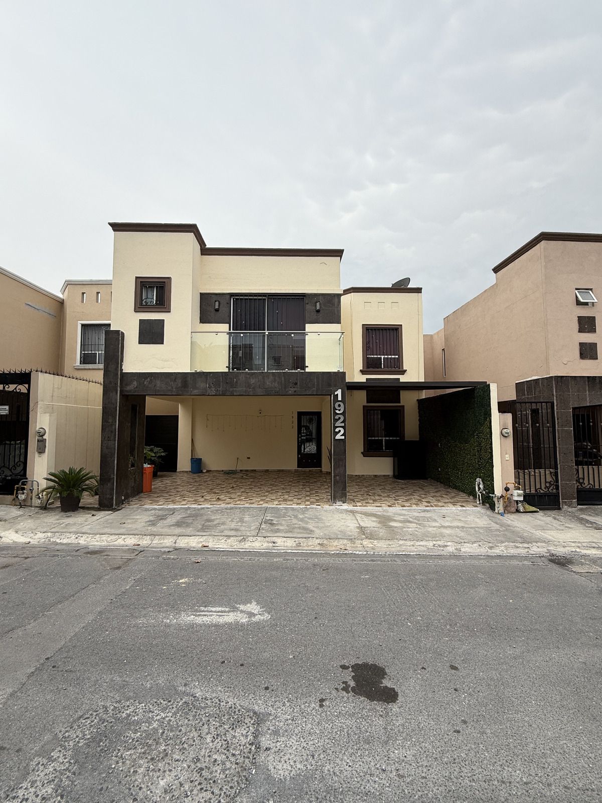 3 de 12: fachada