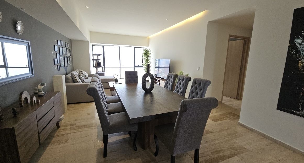 5 de 24: Comedor y sala