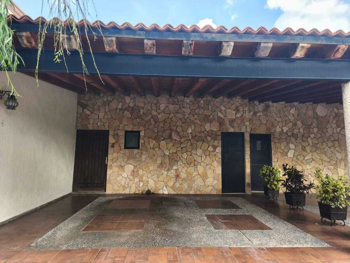 2 de 18