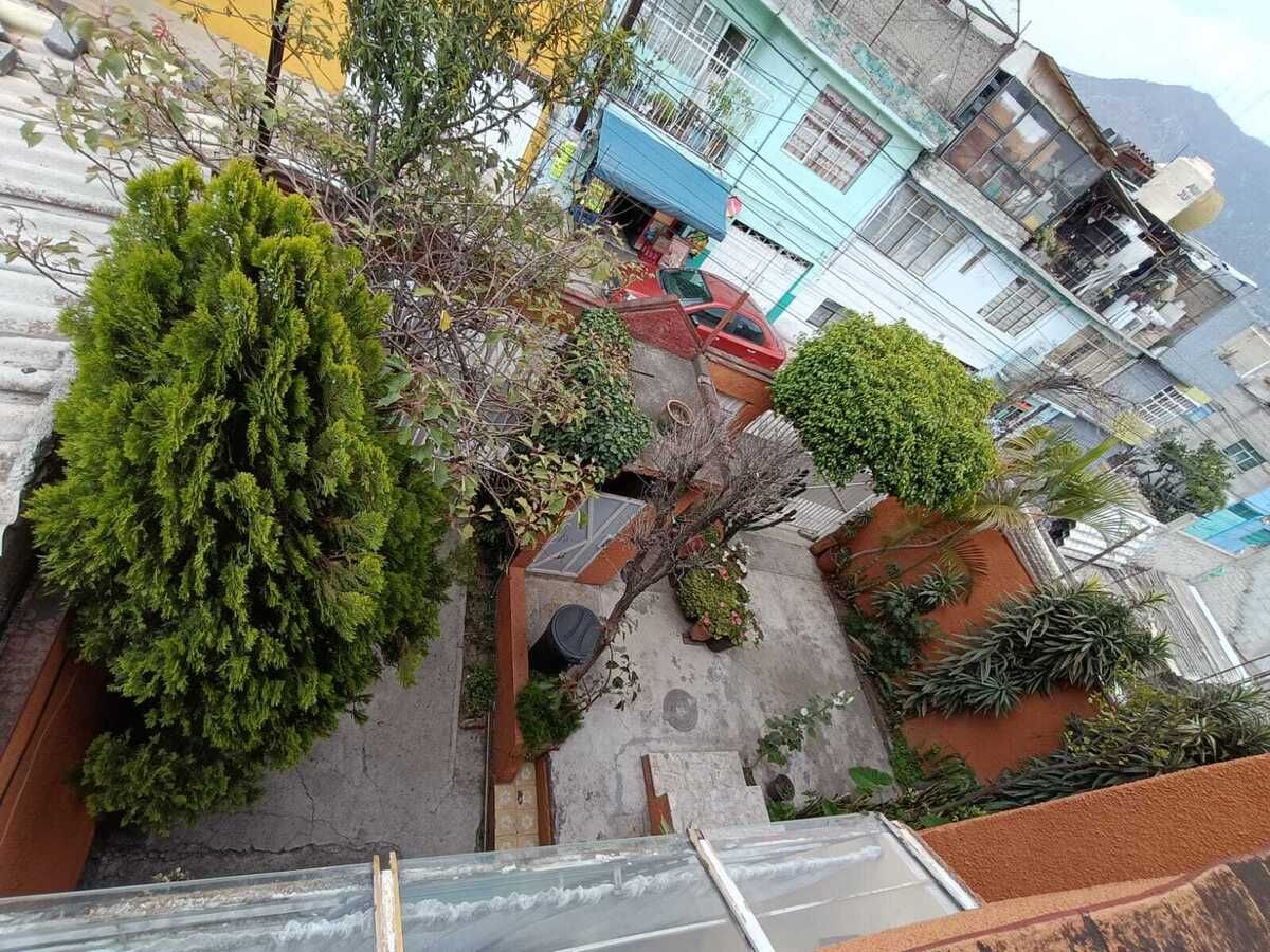 3 of 18: Vista desde arriba