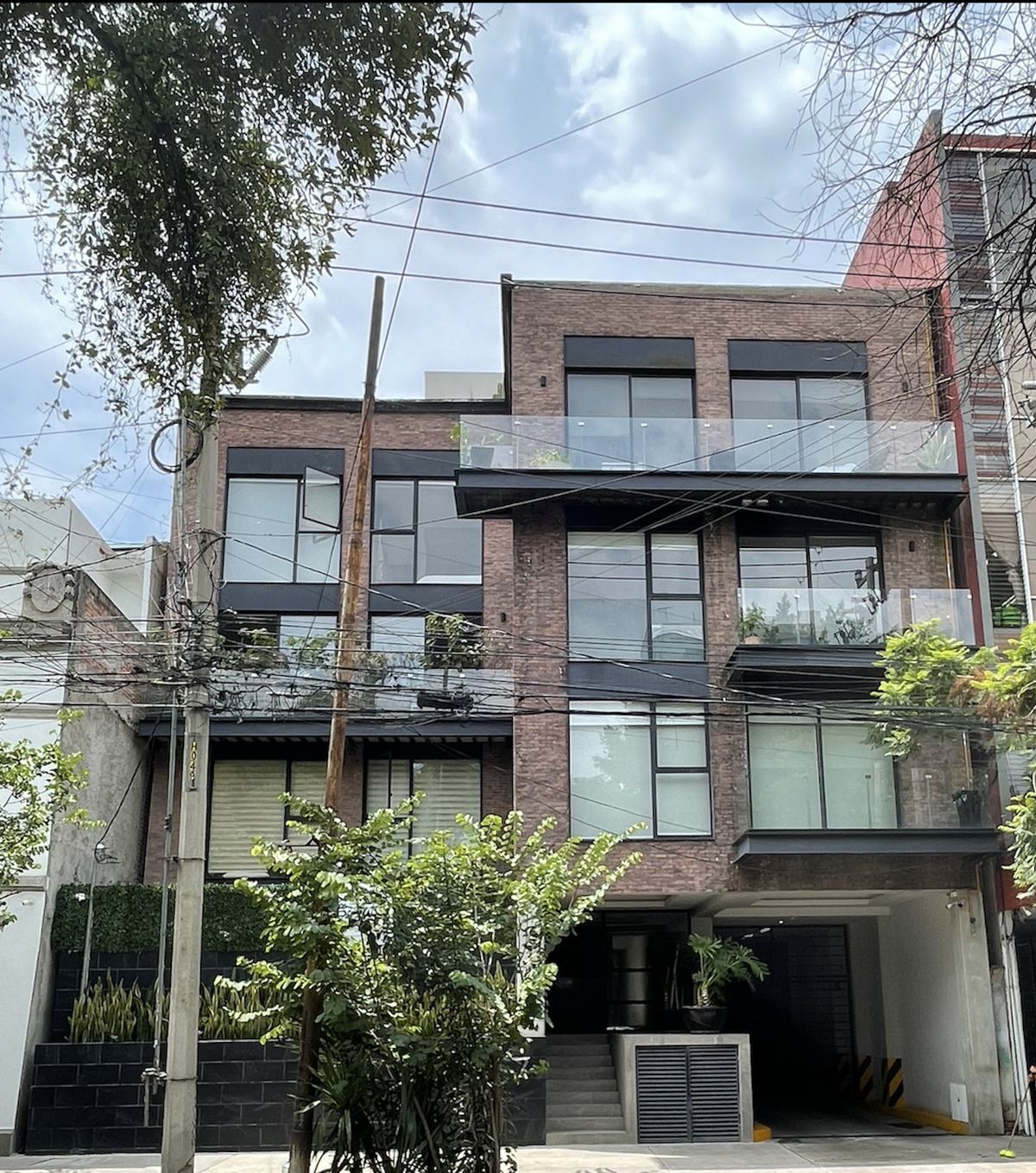 1 de 13: Fachada