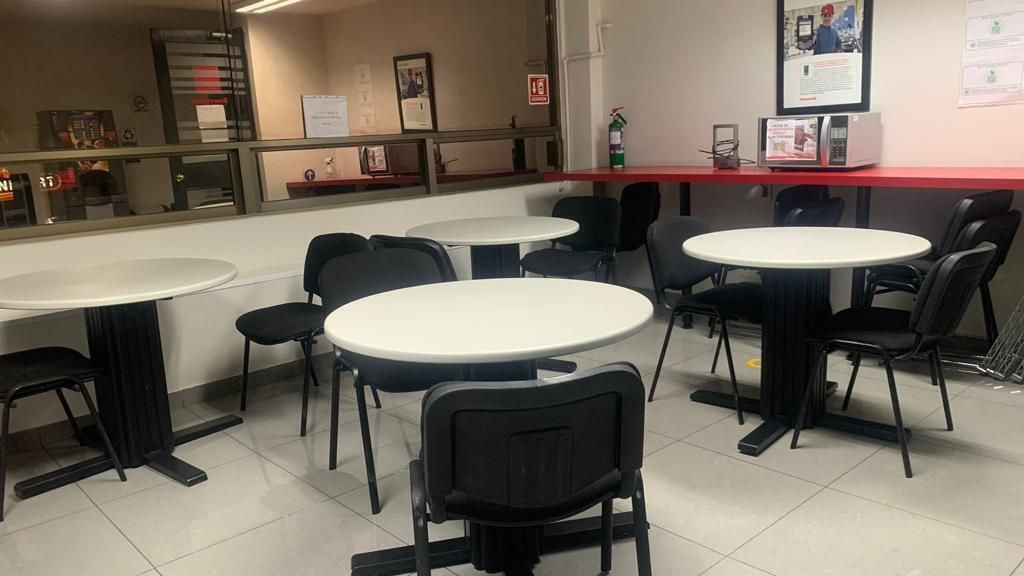11 de 19: Comedor