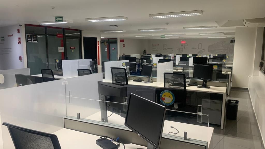 12 de 19: Mesas de Trabajo