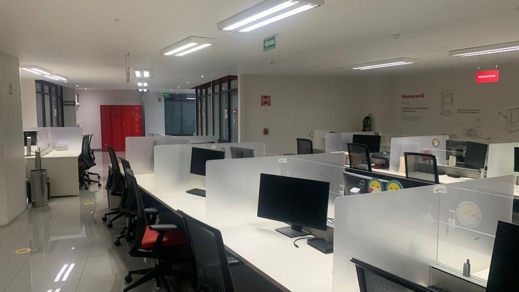 7 de 19: Mesas de Trabajo