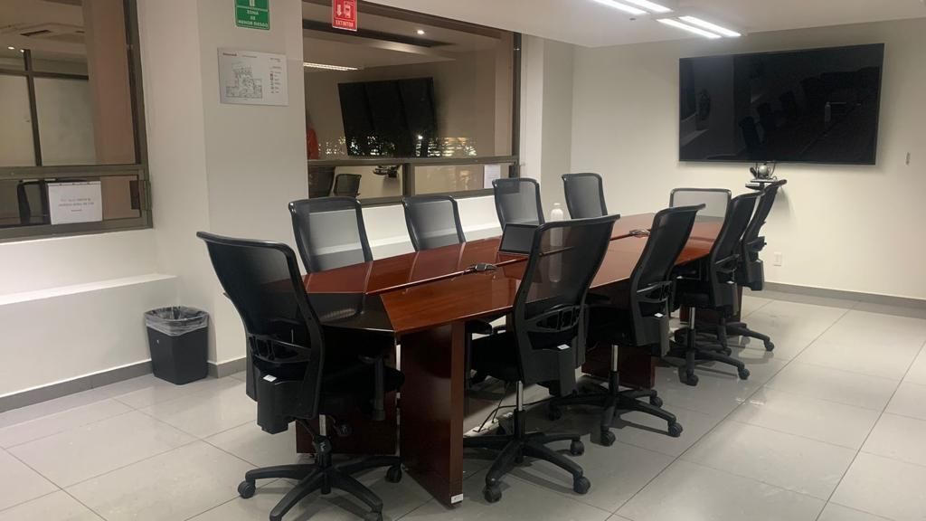 18 de 19: Sala de Juntas