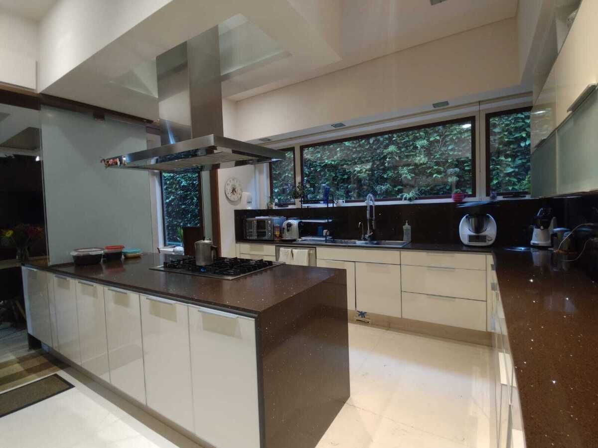 10 of 29: COCINA